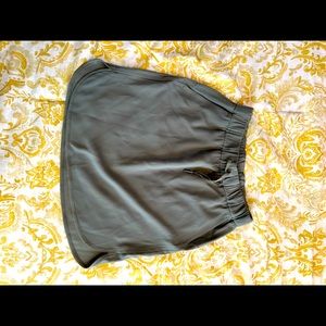 Lululemon On The Fly Skirt size 8